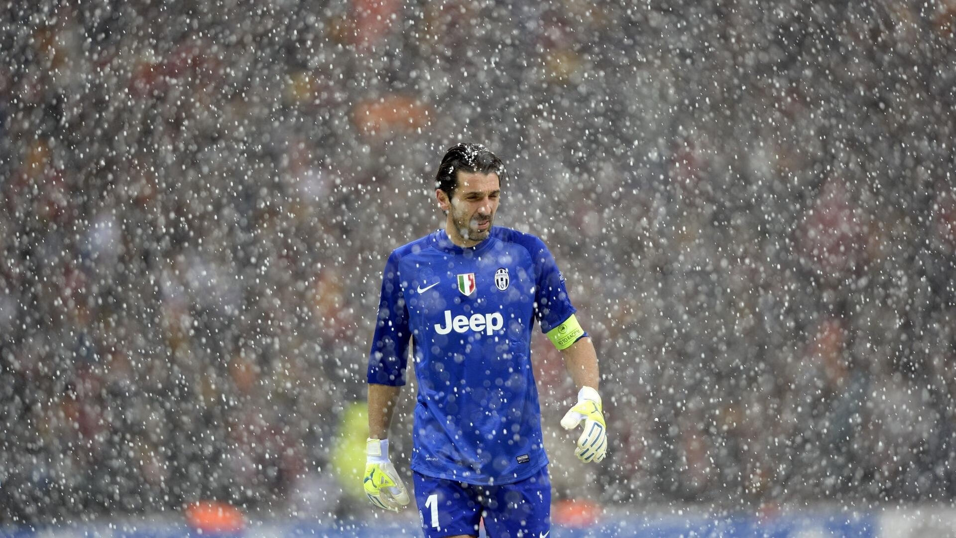 “亲子互动新体验,牛仔3K亲子跑让香港街头充满欢声笑语”