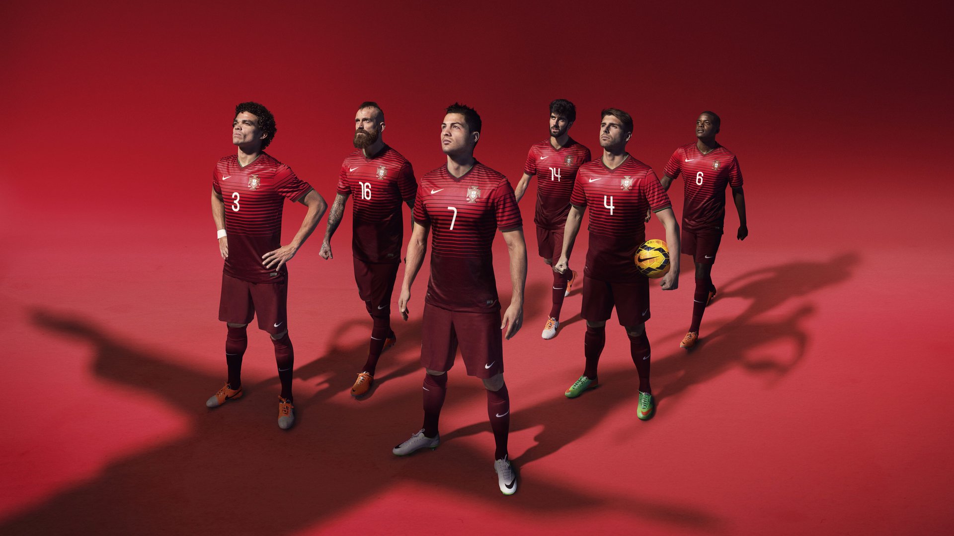 史密斯后程发力力压群雄,史密斯shc